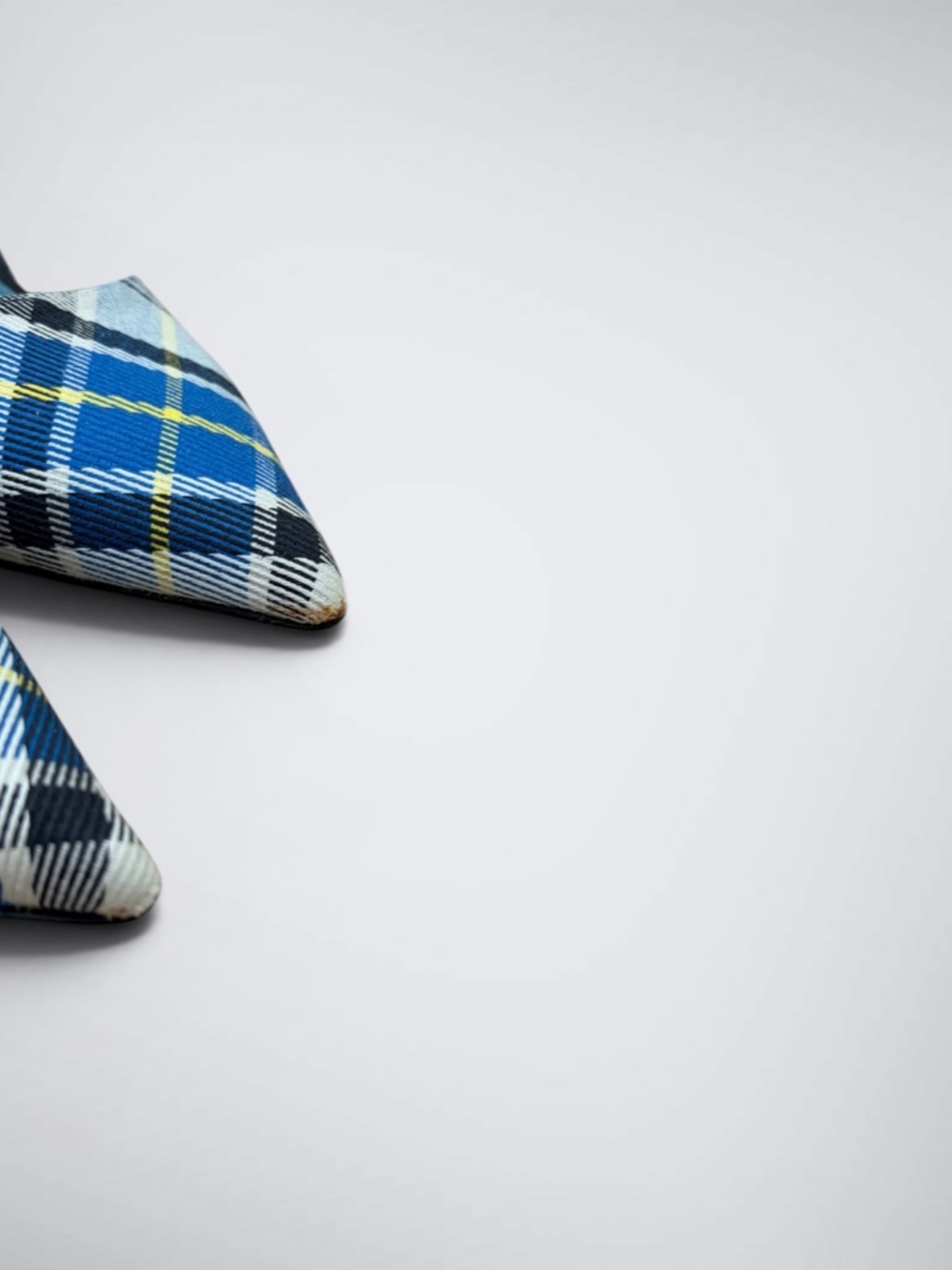 Burberry Mixed Tartan Plaid Slingback Pumps | Pointed Toe Kitten Heels - Picture 6 of 8